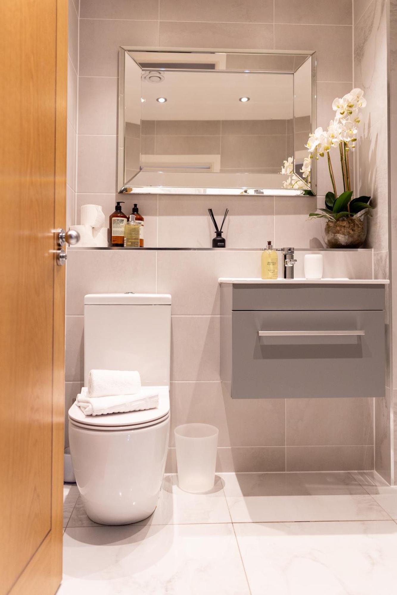 Exclusive Cardiff City Centre Apartment Exterior foto